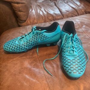 Nike Magista Onda FG soccer cleats